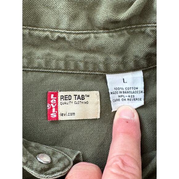 Vintage, LEVIS RED TAB, Khaki Green Canvas button down shirt, Large, Long sleeve - Picture 7 of 7